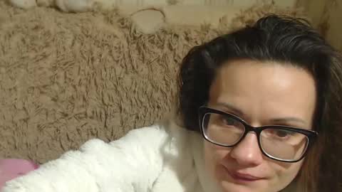 say meow and send tips  online show from 12/27/24, 01:32