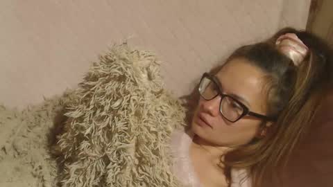 say meow and send tips  online show from 10/20/25, 04:40