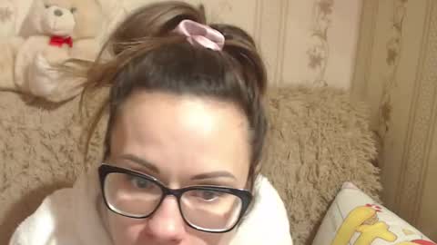 Snapshot of candylady136 chatting on 02/19/25, 10:56 say meow and send tip online show from 02/19/25, 10:56