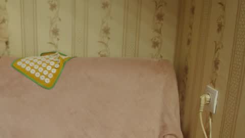 Snapshot of candylady136 chatting on 10/17/25, 10:07 say meow and send tip online show from 10/17/25, 10:07