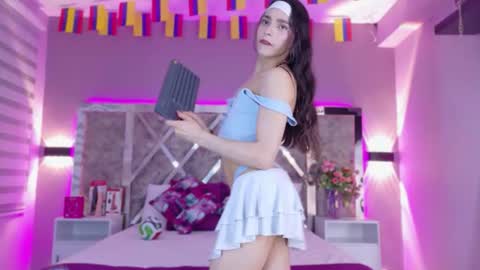candyluxury_ online show from 07/10/26, 12:52
