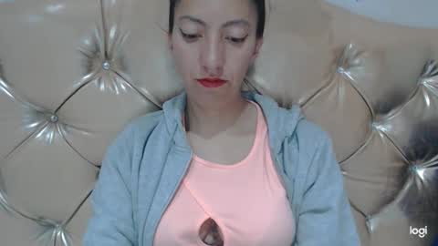 Snapshot of candymilfff chatting on 02/02/25, 09:34 candymilfff online show from 02/02/25, 09:34