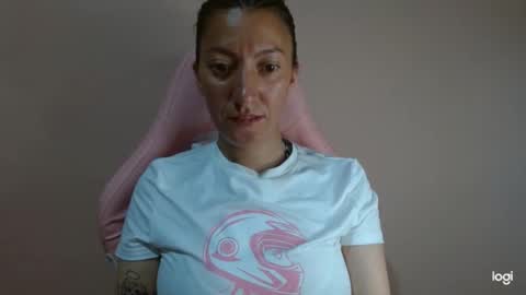 candymilfff online show from 03/28/26, 09:25