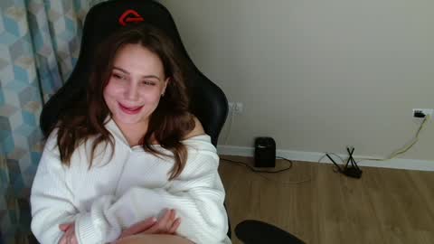 Snapshot of candymini chatting on 02/26/25, 05:39 candymini online show from 02/26/25, 05:39