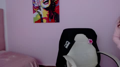 C A N D Y online show from 02/08/25, 01:54