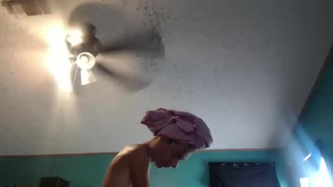 candyshop2024 online show from 09/29/25, 02:33