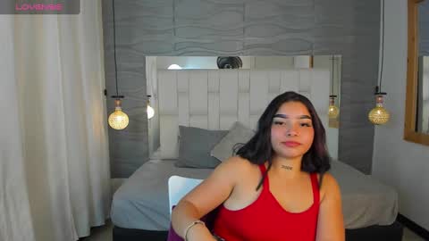 candywhithes online show from 09/09/25, 04:01