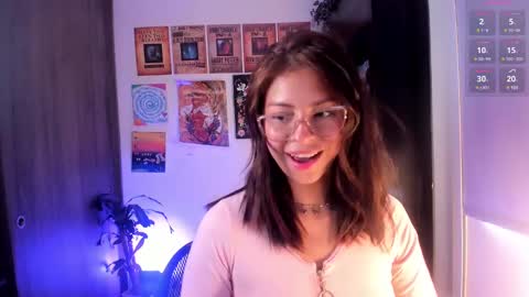 Snapshot of candyxpeach chatting on 02/03/25, 06:17 Camilla online show from 02/03/25, 06:17