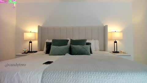 Snapshot of candyxtreo chatting on 10/21/25, 04:30 Gabriela K girl online show from 10/21/25, 04:30