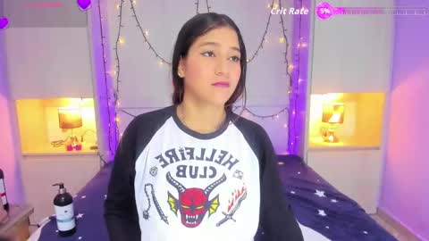 Snapshot of candyymaria chatting on 11/21/25, 03:22 Dulce Maria online show from 11/21/25, 03:22