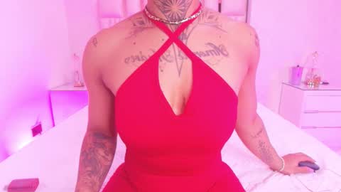 Snapshot of canela_osadaa_ chatting on 11/14/25, 11:53 Aura online show from 11/14/25, 11:53