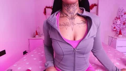 Snapshot of canela_osadaa_ chatting on 12/04/25, 11:52 Aura online show from 12/04/25, 11:52