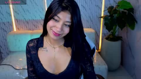 Snapshot of canela_savage_tx chatting on 05/15/26, 09:22 Canela online show from 05/15/26, 09:22