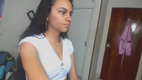 canela online show from 03/07/25, 05:17