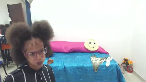 Canela online show from 12/20/24, 03:42