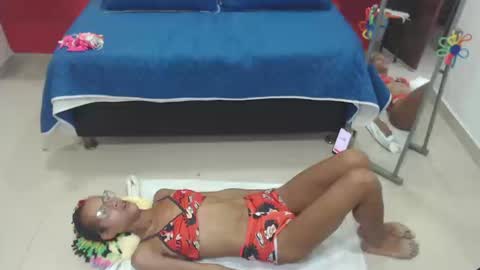 Canela online show from 09/08/25, 03:44