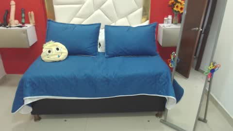 Canela online show from 09/10/25, 03:34