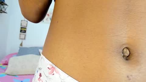 Snapshot of canhela1 chatting on 10/09/25, 02:09 Canhela online show from 10/09/25, 02:09