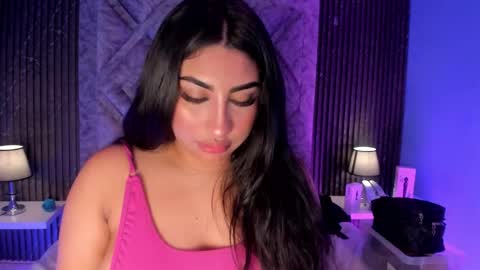 GABRIELA LOPEZ online show from 11/13/25, 05:06