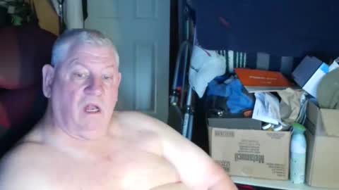 Snapshot of canoelicker69 chatting on 09/10/25, 06:52 canoelicker69 online show from 09/10/25, 06:52