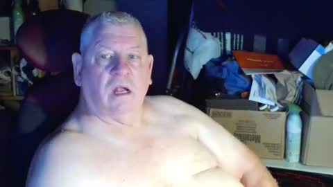 Snapshot of canoelicker69 chatting on 09/11/25, 08:25 canoelicker69 online show from 09/11/25, 08:25