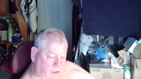 Snapshot of canoelicker69 chatting on 09/14/25, 12:59 canoelicker69 online show from 09/14/25, 12:59