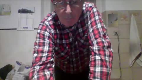 Snapshot of cantera577 chatting on 11/11/25, 06:52 cantera577 online show from 11/11/25, 06:52