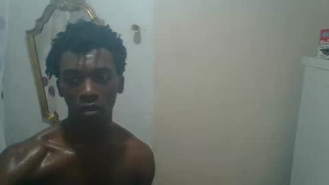 Snapshot of capitain19 chatting on 12/11/24, 03:56 judal Xcam online show from 12/11/24, 03:56