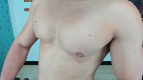 Snapshot of capitan_jones007 chatting on 12/13/25, 08:04 jones online show from 12/13/25, 08:04