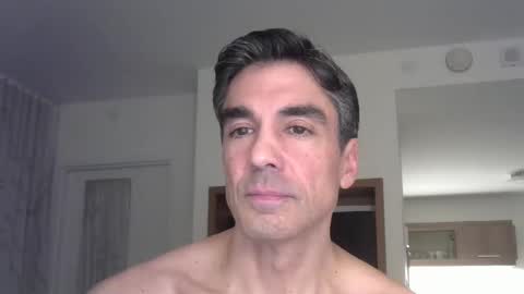 Snapshot of capmorgan247 chatting on 12/19/24, 02:45 capmorgan online show from 12/19/24, 02:45