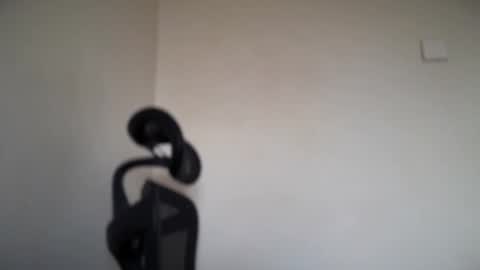 Emma online show from 10/28/25, 05:55