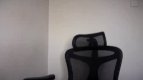 Emma online show from 12/05/25, 06:11