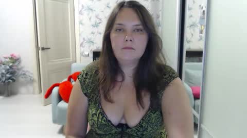 Snapshot of cappuchinno chatting on 11/12/25, 08:30 cappuchinno online show from 11/12/25, 08:30