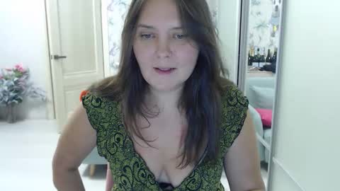 Snapshot of cappuchinno chatting on 12/05/25, 08:38 cappuchinno online show from 12/05/25, 08:38