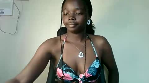 Snapshot of capriellah chatting on 06/09/26, 07:31 capriellah online show from 06/09/26, 07:31