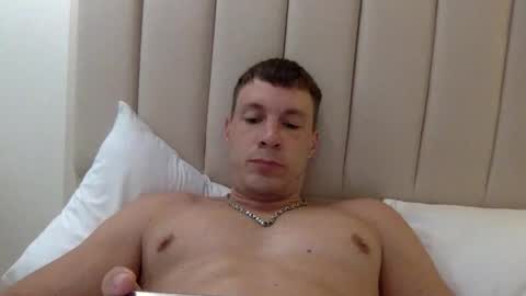 Snapshot of capt_oliver chatting on 12/26/24, 07:49 follow my twitter online show from 12/26/24, 07:49