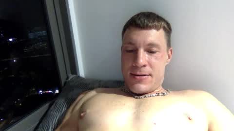 Snapshot of capt_oliver chatting on 12/31/24, 07:07 follow my twitter online show from 12/31/24, 07:07