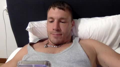 Snapshot of capt_oliver chatting on 01/14/25, 05:23 follow my twitter online show from 01/14/25, 05:23