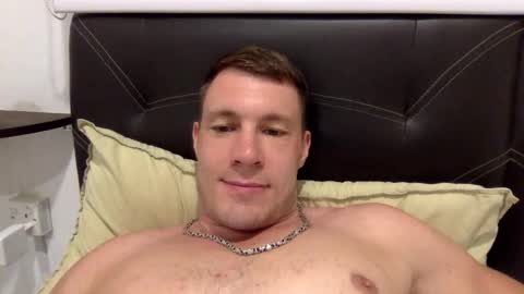 Snapshot of capt_oliver chatting on 01/17/25, 06:23 follow my twitter online show from 01/17/25, 06:23