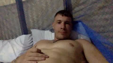Snapshot of capt_oliver chatting on 01/24/25, 06:04 follow my twitter online show from 01/24/25, 06:04