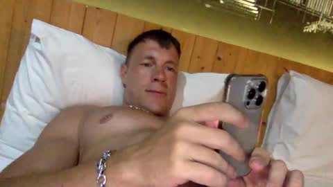 Snapshot of capt_oliver chatting on 02/03/25, 06:17 follow my twitter online show from 02/03/25, 06:17
