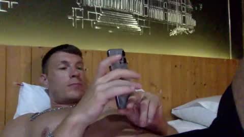 Snapshot of capt_oliver chatting on 02/08/25, 05:39 follow my twitter online show from 02/08/25, 05:39