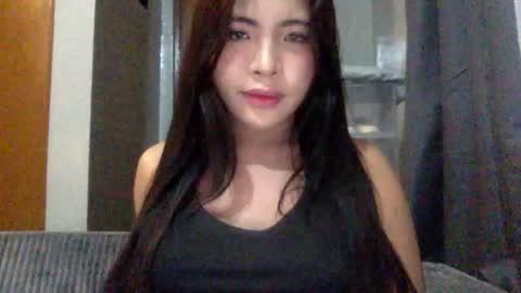 Yumi Aera online show from 07/21/26, 09:39