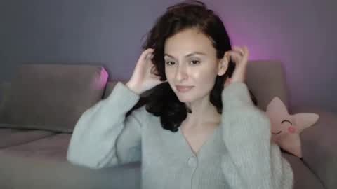 Snapshot of carakat chatting on 02/10/25, 11:45 carakat online show from 02/10/25, 11:45