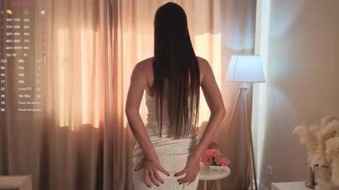 Bella online show from 09/26/25, 08:07