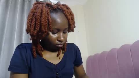 Snapshot of caramel_chocolate01 chatting on 11/03/25, 05:20 caramel online show from 11/03/25, 05:20