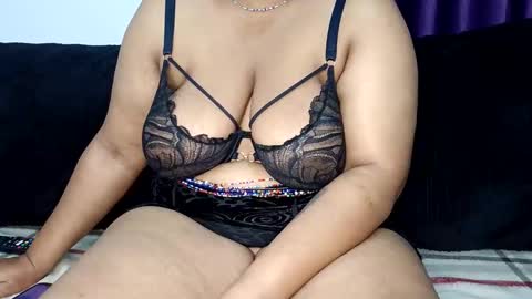 Snapshot of caramel_drip1 chatting on 02/28/26, 01:39 caramel_drip1 online show from 02/28/26, 01:39