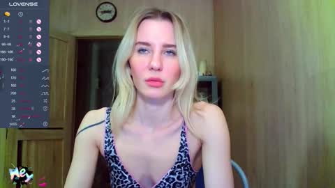 Snapshot of caramel_pie_ chatting on 09/29/25, 07:40 caramel online show from 09/29/25, 07:40