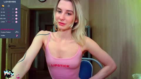 Snapshot of caramel_pie_ chatting on 12/01/25, 07:19 caramel online show from 12/01/25, 07:19