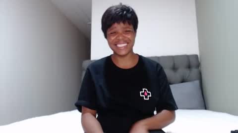 Snapshot of caramelbbe chatting on 03/04/25, 04:30 fifi online show from 03/04/25, 04:30